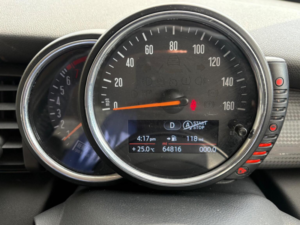2014 MINI Hatch 1.5 Cooper Auto Euro 6 (s/s) 3dr in Silver — image 6