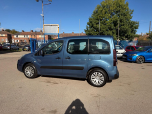 2016 Citroen Berlingo 1.6 Bluehdi Feel Multispace MPV Euro 6 5dr in Blue — image 4
