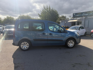 2016 Citroen Berlingo 1.6 Bluehdi Feel Multispace MPV Euro 6 5dr in Blue — image 5