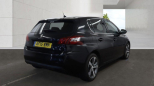 2015 Peugeot 308 1.2 Puretech Allure Auto Euro 6 (s/s) 5dr in Black — image 4