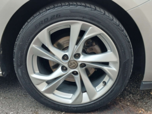 2018 Vauxhall Astra 1.4 Astra Sri T 5dr in Silver — image 4