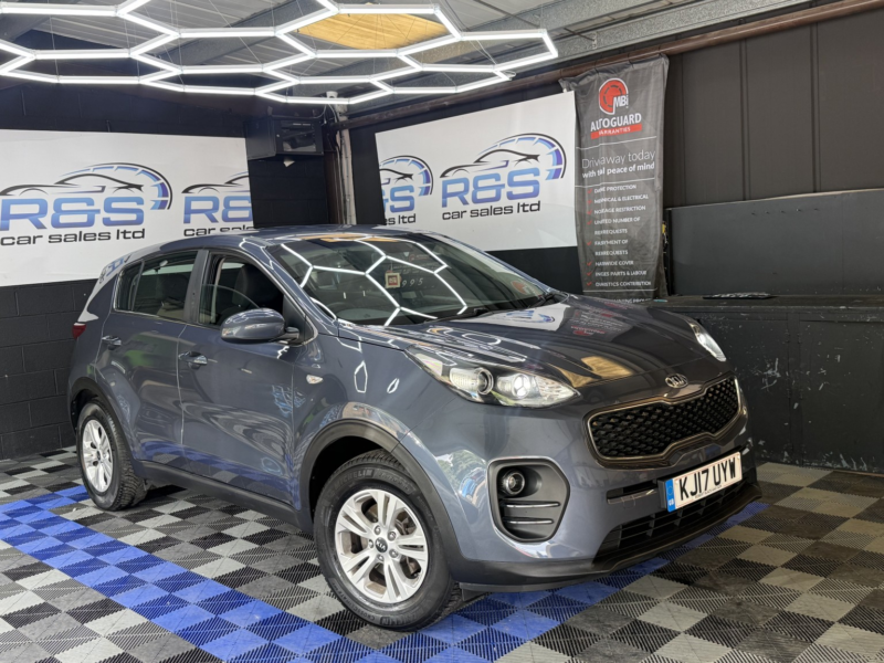 2017 Kia Sportage 1.6 Gdi 1 in Blue — image 1