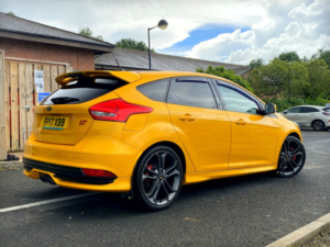 2017 Ford Focus St-2 2.0 Ecoboost - Tangerine Scream - 58,800 Miles. Fsh. Sync 3, 19inch - Unmodified in Yellow — image 2