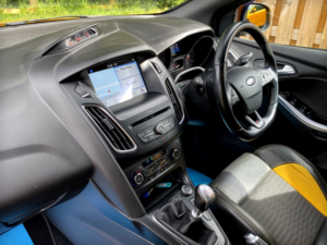 2017 Ford Focus St-2 2.0 Ecoboost - Tangerine Scream - 58,800 Miles. Fsh. Sync 3, 19inch - Unmodified in Yellow — image 3