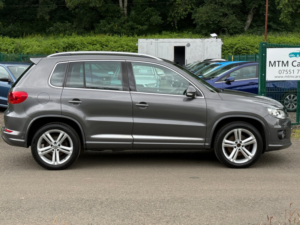 2015 Volkswagen Tiguan 2.0 Tdi Bluemotion Tech R-Line SUV 5dr Diesel Manual 4WD Euro 5 (s/s) (nav) (140 Ps) in Grey — image 4