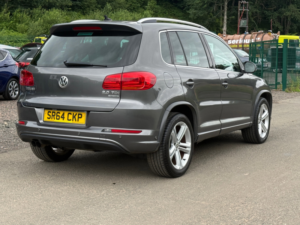 2015 Volkswagen Tiguan 2.0 Tdi Bluemotion Tech R-Line SUV 5dr Diesel Manual 4WD Euro 5 (s/s) (nav) (140 Ps) in Grey — image 5
