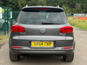 2015 Volkswagen Tiguan 2.0 Tdi Bluemotion Tech R-Line SUV 5dr Diesel Manual 4WD Euro 5 (s/s) (nav) (140 Ps) in Grey — image 6