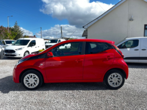 2019 Toyota Aygo 1.0 Vvt-I X-Play in Red — image 4