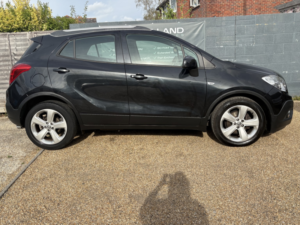2013 Vauxhall Mokka 1.7 Cdti Exclusiv in Black — image 4