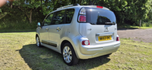 2013 Citroen C3 Picasso 1.6 Hdi Exclusive in Silver — image 3
