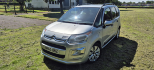 2013 Citroen C3 Picasso 1.6 Hdi Exclusive in Silver — image 4