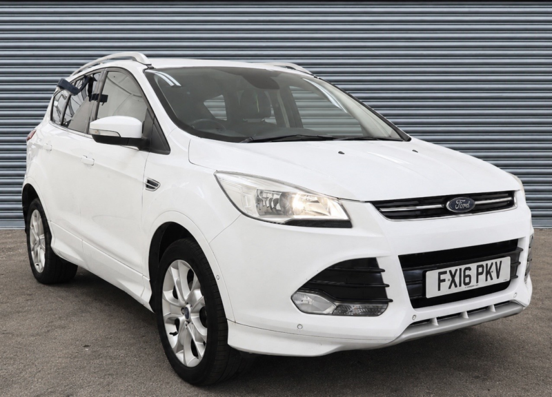 2016 Ford Kuga 1.5 T Ecoboost Titanium Sport in White — image 1