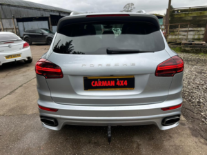 2015 Porsche Cayenne 3.0 Td V6 in Silver — image 6
