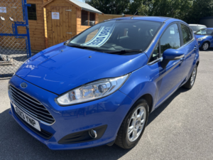 2013 Ford Fiesta 1.6 Tdci Econetic Zetec in Blue — image 2