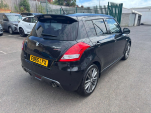 2015 Suzuki Swift 1.6 Sport in Black — image 4