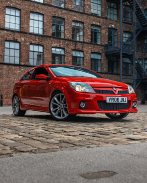 2006 Vauxhall Astra 2.0i 16v Vxr Sport Hatch 3dr Petrol Manual (221 G/km, 237 Bhp) in Red — image 3