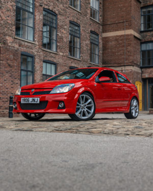 2006 Vauxhall Astra 2.0i 16v Vxr Sport Hatch 3dr Petrol Manual (221 G/km, 237 Bhp) in Red — image 4