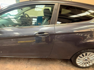 2009 Ford Fiesta 1.6 Titanium 3dr in Grey — image 5
