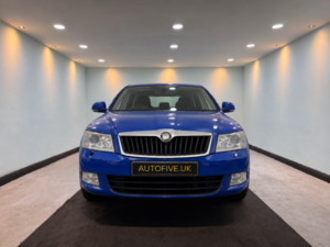 2009 Skoda Octavia 1.9 Tdi Se in Blue — image 2