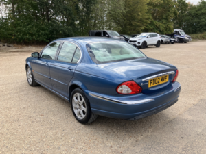 2002 Jaguar X-Type 2.1 V6 Se Automatic in Green — image 4