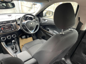 2015 Alfa Romeo Giulietta 2.0 Jtdm-2 Business Edition Tct Euro 6 (s/s) 5dr in Black — image 5