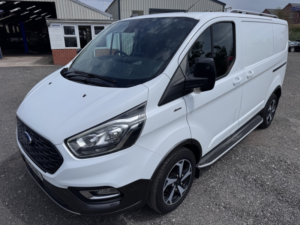 2021 Ford Transit Custom 2.0 Transit Custom Active Van 300. 1/2 Leather. 17 in White — image 6