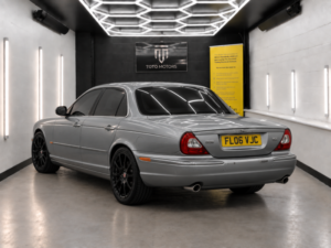 2006 Jaguar Xj 4.2 Xj8 Sovereign in Grey — image 5