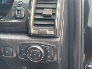 2022 Ford Ranger 2.0 Ecoblue Wildtrak Auto 4WD Euro 6 (s/s) 4dr in White — image 4