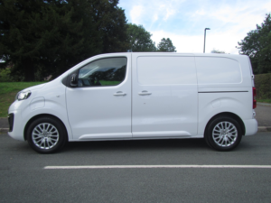 2024 Peugeot E-Expert E-Expert Standard Professional Premium+ 75kwh Auto in White — image 4