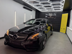 2015 Mercedes-Benz E Class 2.1 E220d Bluetec Amg Line in Black — image 5