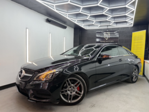 2015 Mercedes-Benz E Class 2.1 E220d Bluetec Amg Line in Black — image 6