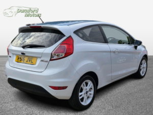 2016 Ford Fiesta 1.0 T Ecoboost Zetec White Edition in White — image 4
