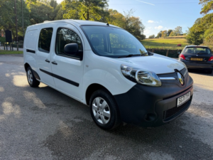 2021 Renault Kangoo I Ll21 Business in White — image 2