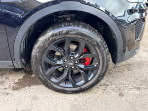 2018 Land Rover Discovery Sport Td4 Landmark in Black — image 3
