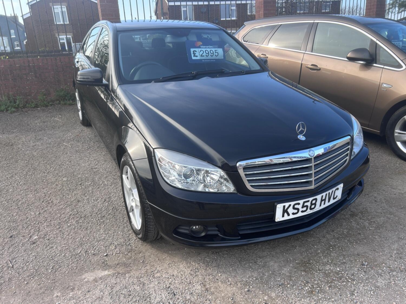 2009 Mercedes-Benz C Class 2.1 C220 Cdi Se in Black — image 1