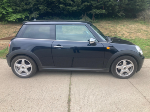 2008 MINI Hatch 1.6 Cooper Hatchback 3dr Petrol Manual Euro 4 (120 Ps) in Black — image 5