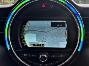 2015 MINI Hatch 1.5 5-Door Hatch Cooper D in Blue — image 2