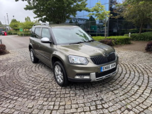 2017 Skoda Yeti 1.2 Tsi Se L Outdoor DSG Euro 6 (s/s) 5dr in Green — image 5