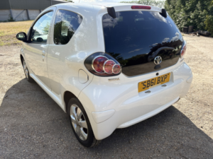 2011 Toyota Aygo 1.0 Vvt-I Go in White — image 4