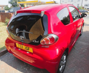 2011 Toyota Aygo 1.0 Vvt-I Go Euro 5 3dr in Red — image 4