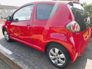 2011 Toyota Aygo 1.0 Vvt-I Go Euro 5 3dr in Red — image 6