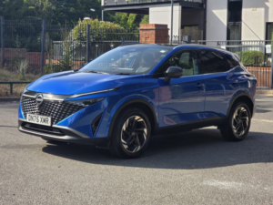 2025 Nissan Qashqai 1.3 Dig-T Mhev N-Connecta SUV 5dr Petrol Hybrid Manual Euro 6 (s/s) (140 Ps) in Blue — image 3