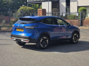 2025 Nissan Qashqai 1.3 Dig-T Mhev N-Connecta SUV 5dr Petrol Hybrid Manual Euro 6 (s/s) (140 Ps) in Blue — image 6