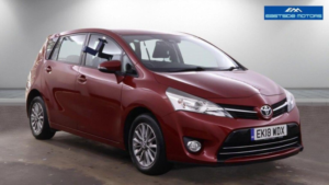 2018 Toyota Verso 1.6 V-Matic Icon Euro 6 5dr (7 Seat) in Red — image 2