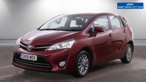 2018 Toyota Verso 1.6 V-Matic Icon Euro 6 5dr (7 Seat) in Red — image 3