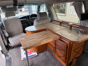 1999 Nissan Elgrand Camper Van 3.2v6 Petrol Auto in White — image 6