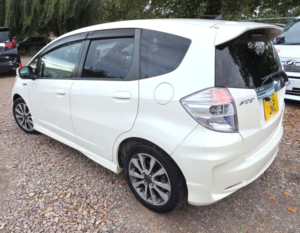 2012 Honda Fit 1.5l Hybrid-Rs Sports Edition- Ulez/caz Pass- Free 24months Gold Warranty & 12months Aa Breakdown Cover in White — image 5