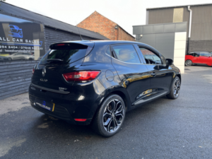 2019 Renault Clio 1.5 Iconic Dci 90 My18 in Black — image 3