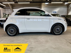 2022 Fiat 500e 42kwh Icon Auto 3dr in White — image 6