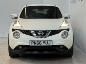 2016 Nissan Juke 1.2 Dig-T Tekna Euro 6 (s/s) 5dr in White — image 2